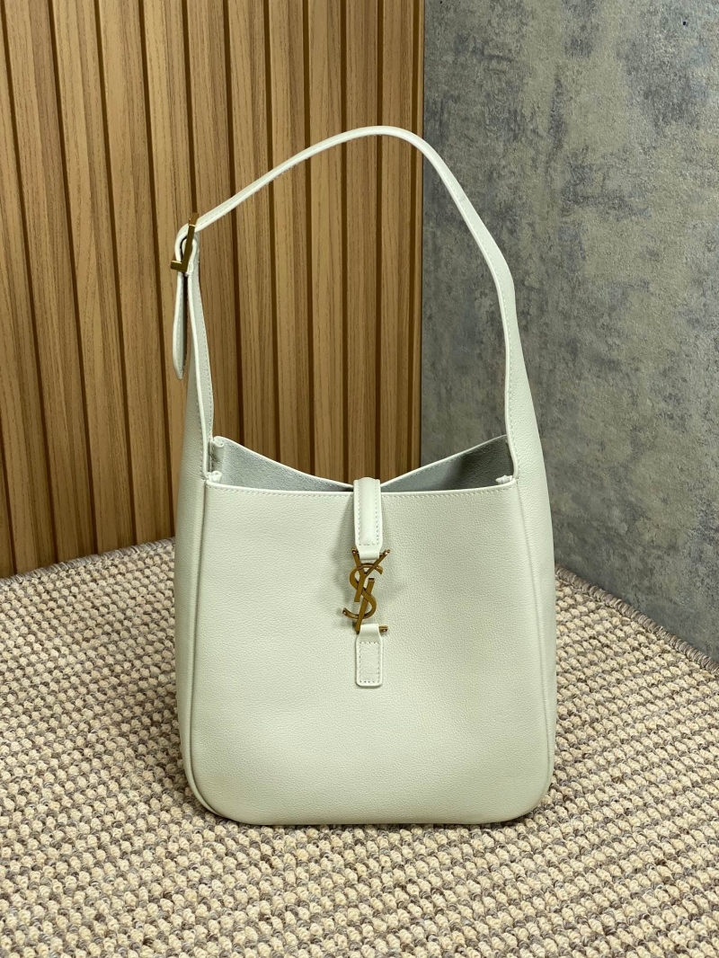 Y51 hobo bags